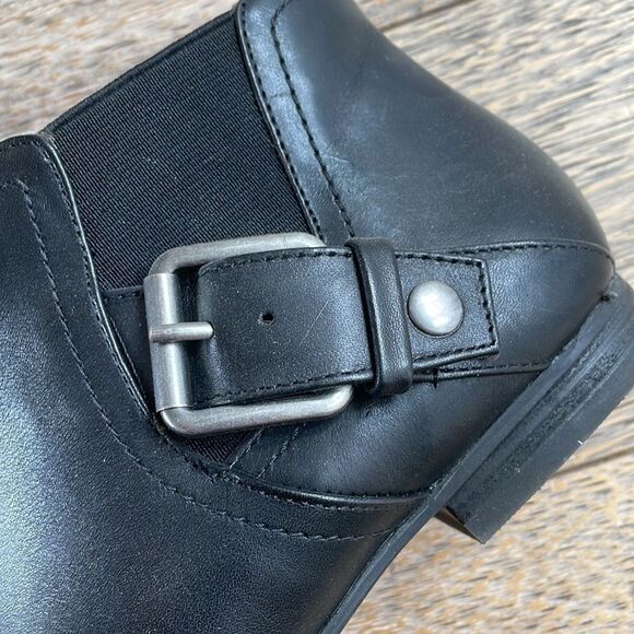 Nine West Women's Black Leather Ankle Booties 6.5 - Picture 3 of 6